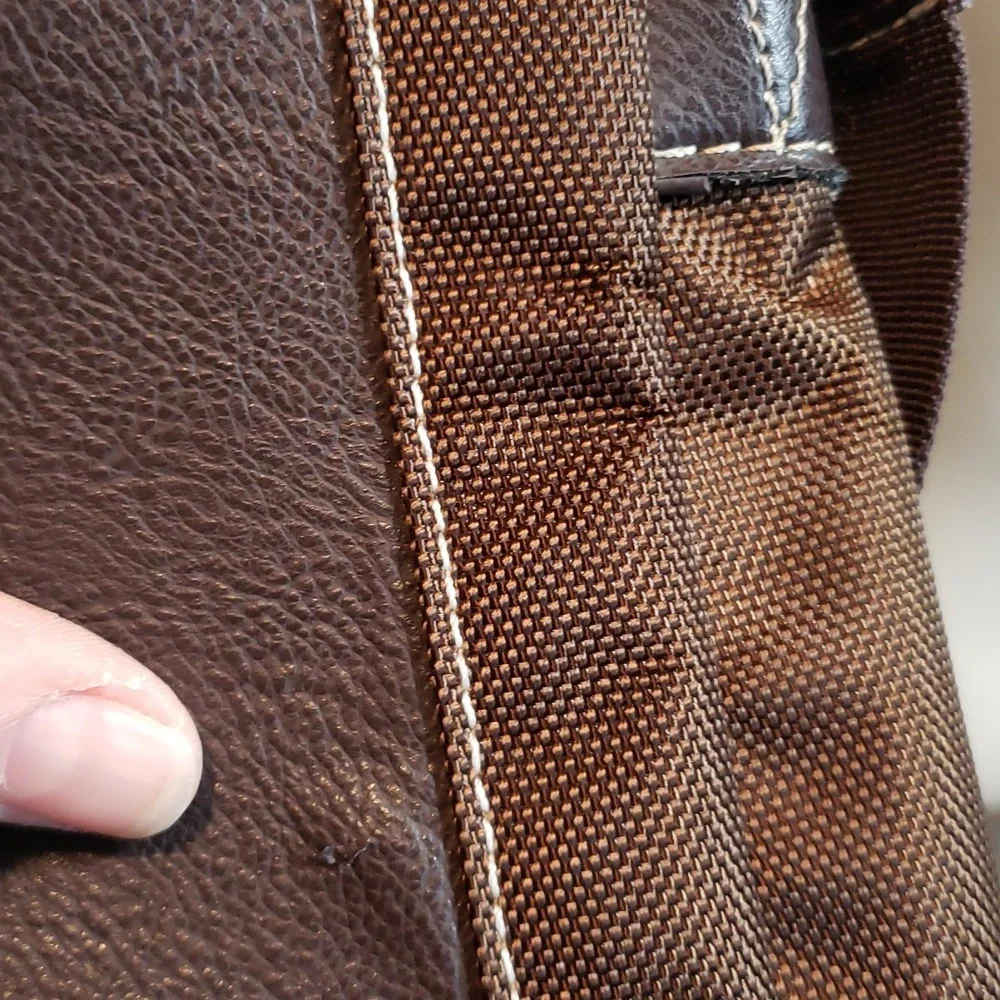 BOY LONDON Messenger Bag Faux Leather and Cordura - Picture 15 of 16